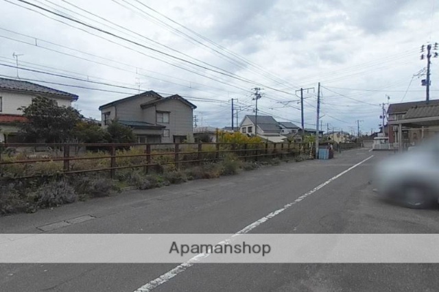 その他　前面道路（その他）まで0m