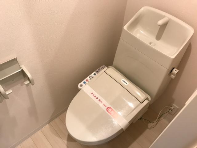 トイレ　シャワー付トイレ