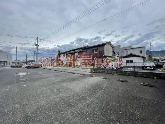 駐車場　駐車場完備です