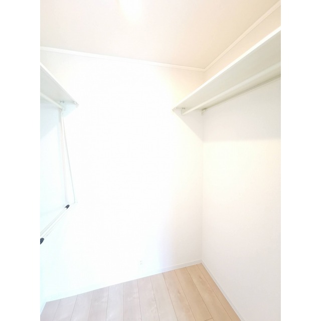 収納　別のお部屋の写真になります
