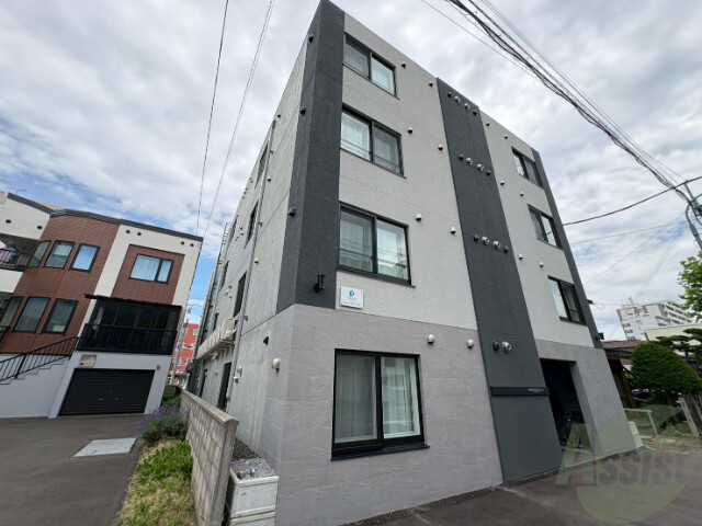 建物外観　札幌市北区北十七条西「ＰＲＥＳＴＩＧＥＡ　Ｎ１７」