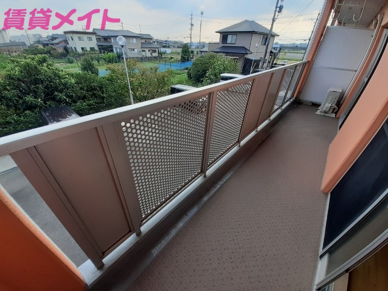バルコニー　別部屋の写真です