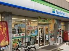 コンビニ　ファミリーマート 川崎殿町店（コンビニ）まで298m