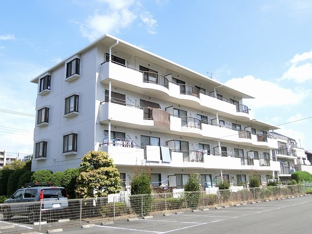 建物外観　東急東横線「大倉山」駅まで徒歩圏内！鉄筋コンクリート造の4階