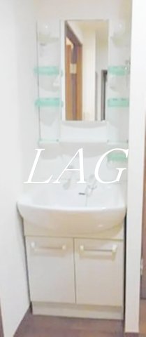 洗面設備　独立洗面台です。