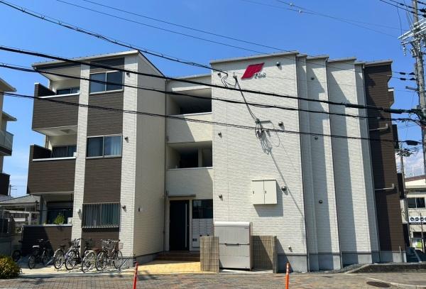 近鉄南大阪線 古市駅 徒歩12分 築4年