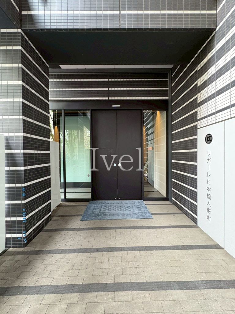 建物外観　エントランス