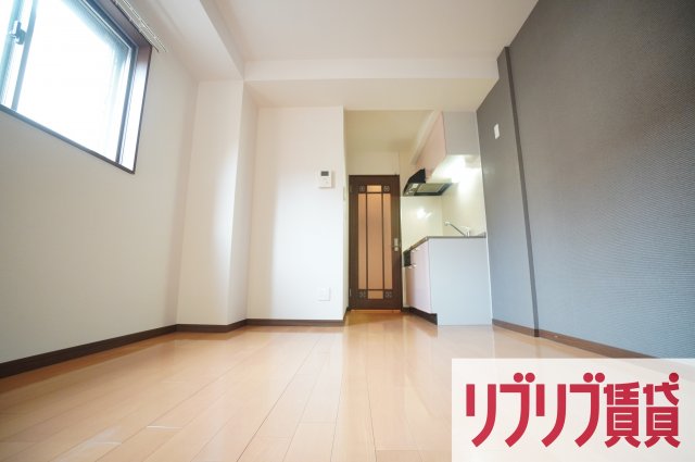 Prime Hills 千葉中央の居間写真
