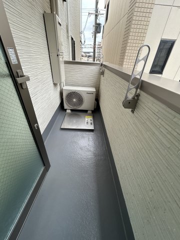 バルコニー　開放的で明るい空間を演出してくれるバルコニーです