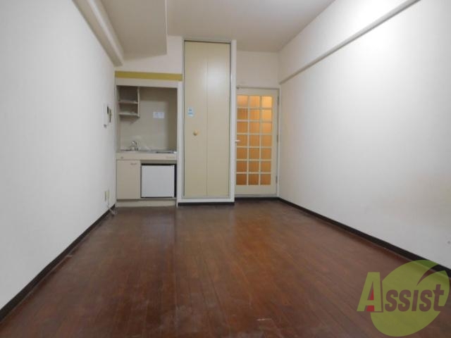 居室・リビング　使いやすい四角のお部屋です。
