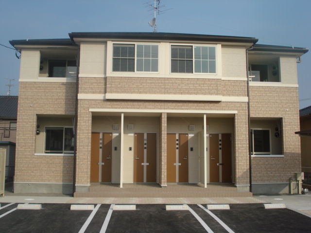 建物外観　外観写真（昼）