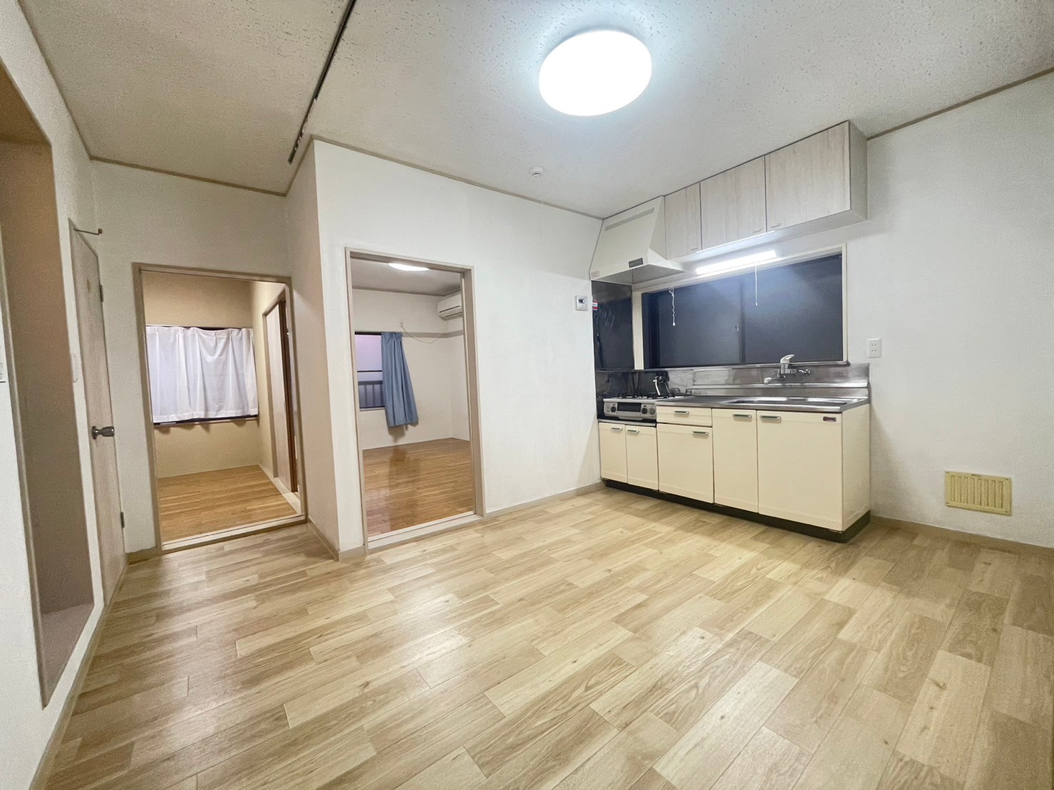 キッチン　同建物別号室