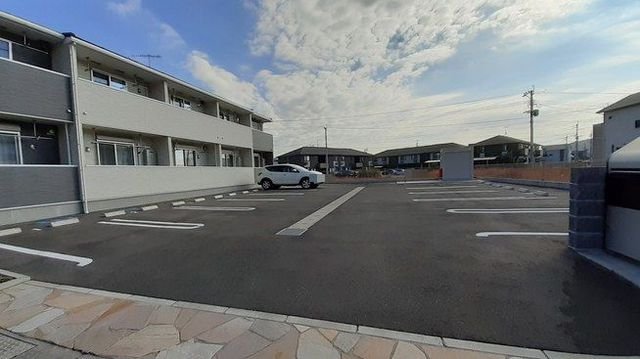 駐車場　駐車スペースもあります