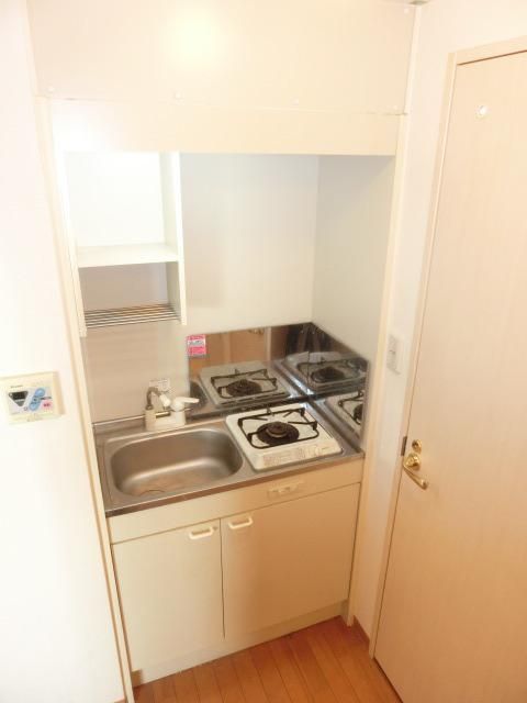 キッチン　お部屋探しは株式会社　タウンハウジング　までお気軽にお問合…