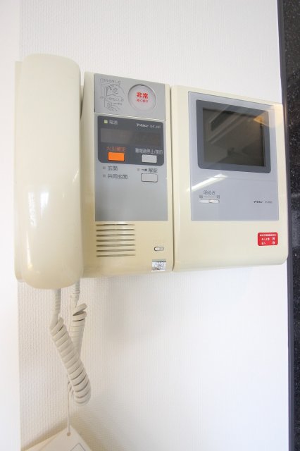 セキュリティ　同物件別号室のものです。