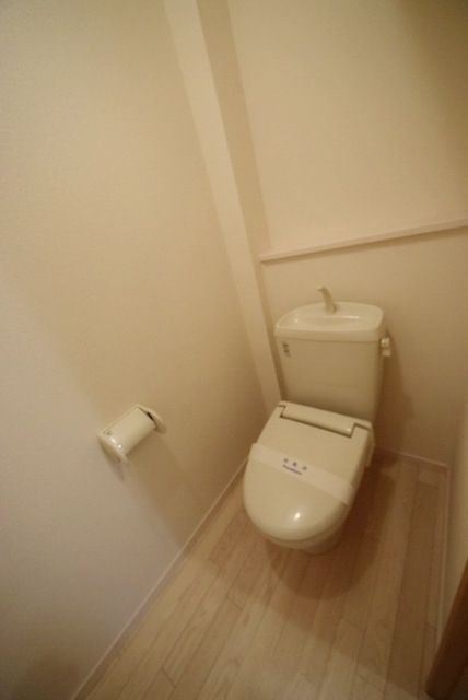 トイレ　別部屋参照写真