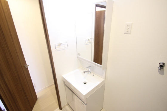 洗面設備　※別部屋の写真です