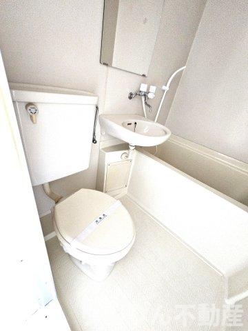 トイレ　落ち着いたトイレです