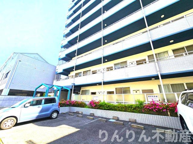 駐車場　車をお持ちの方に嬉しい駐車場付きの物件です