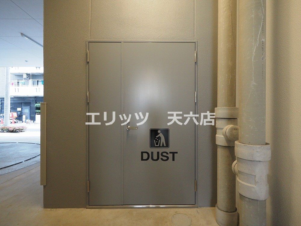 その他　玄関