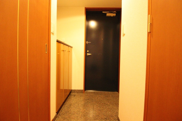 玄関　他のお部屋の参考写真です。