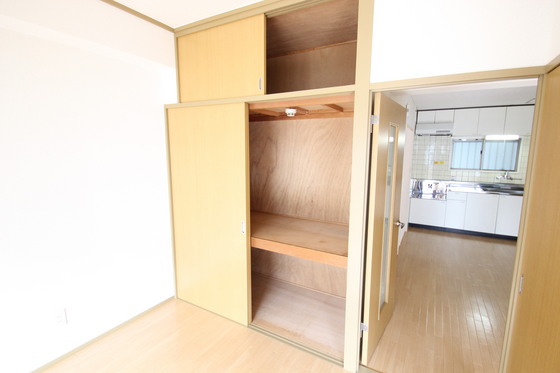 収納　※別号室の写真です