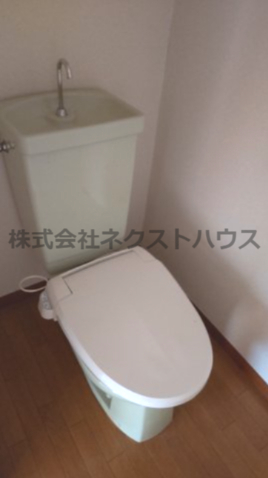 トイレ　別部屋参考写真です