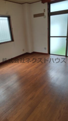 居室・リビング　別部屋参考写真です
