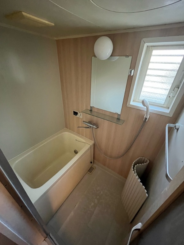バス・シャワールーム　※他部屋参考写真