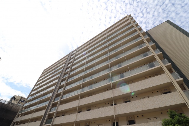 建物外観　大型マンションです