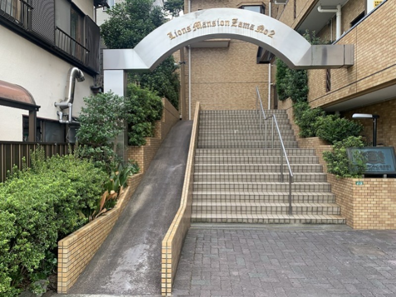 エントランス
