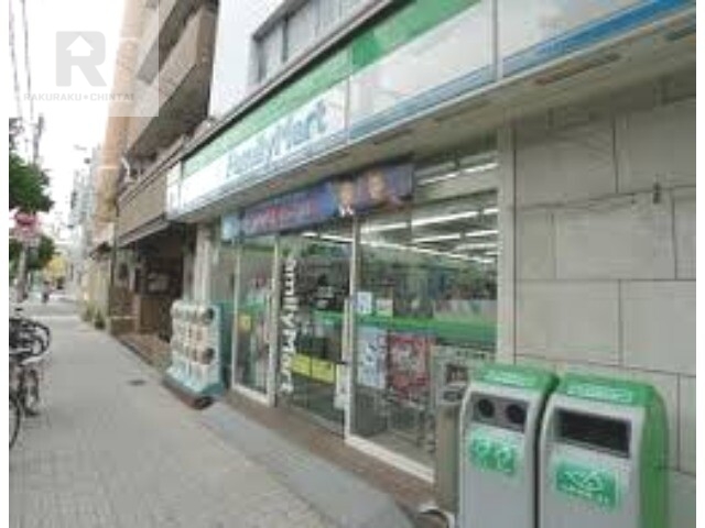 コンビニ　ファミリーマート大淀南店（コンビニ）まで111m