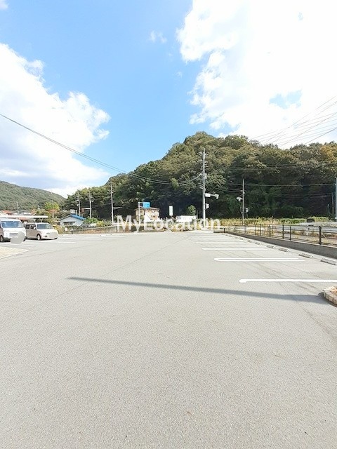 駐車場　☆敷地内に駐車場があります☆