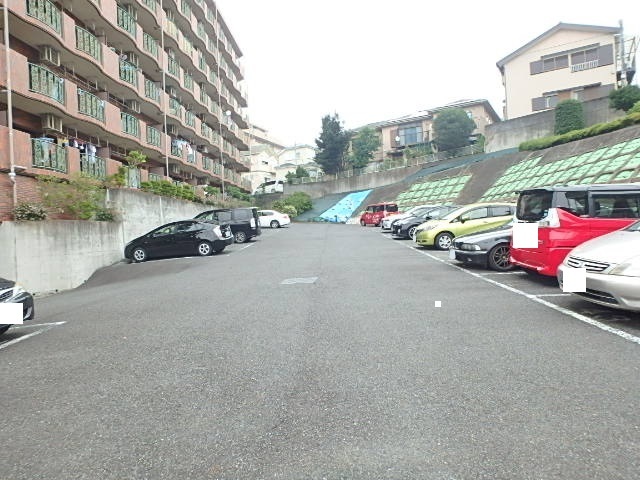 駐車場　駐車場（要空き確認）