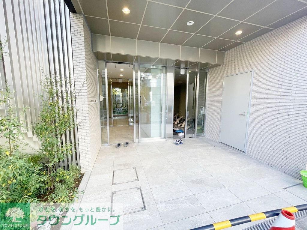 エントランス　部屋探しは株式会社　タウンハウジング　までお気軽にお問合せ…