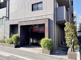 エントランス　外観