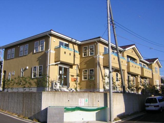 ロビー　南西向きです