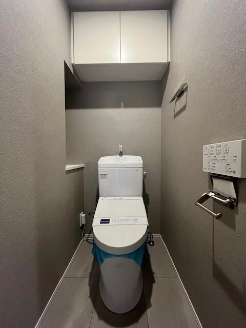 トイレ　写真は同タイプ住居です。