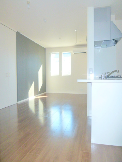 居室・リビング　★キレイなフローリングのお部屋です★