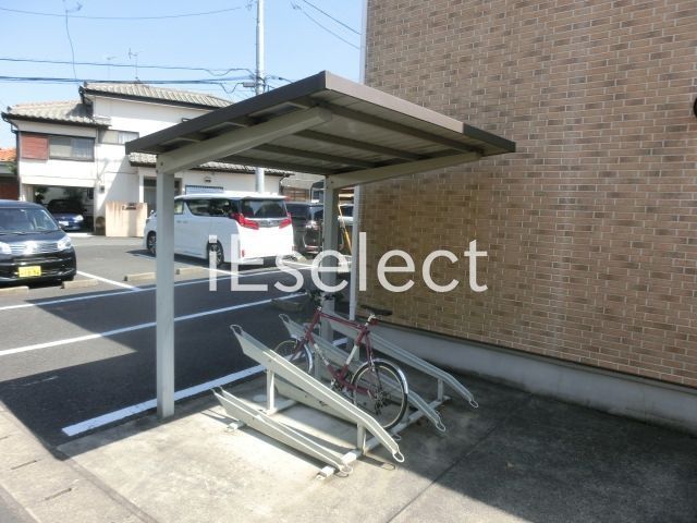 その他共有部分　屋根付き駐輪場