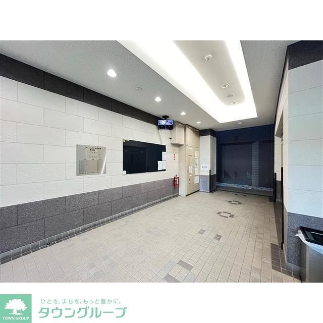 エントランス　EV前