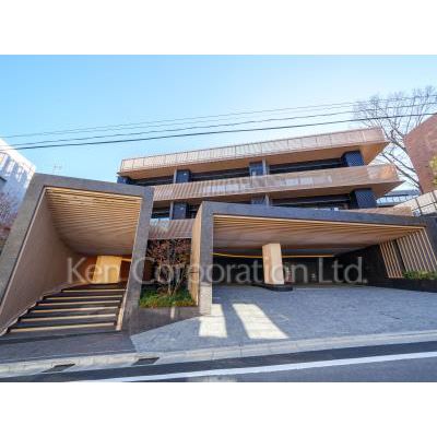2LDK Mansion in Shibuya, Tokyo - Image 1