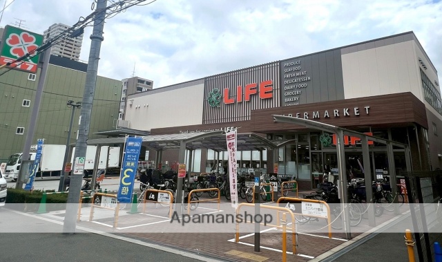 スーパー　ライフ空堀店（スーパー）まで402m
