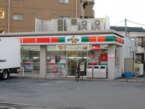 コンビニ　サンクス足立青井店（コンビニ）まで381m