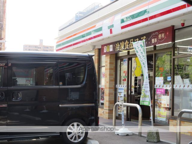 コンビニ　セブンイレブン（コンビニ）まで282m