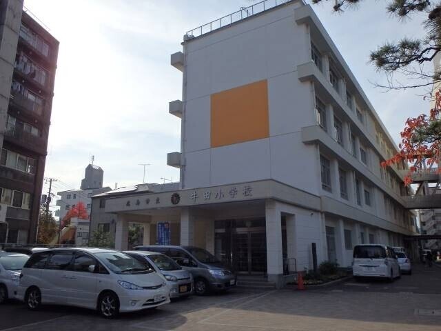 小学校　広島市立牛田小学校（小学校）まで394m