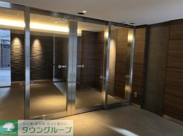 エントランス　エントランス