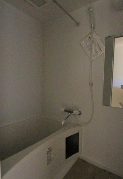 バス・シャワールーム　別部屋の画像を使用しております。