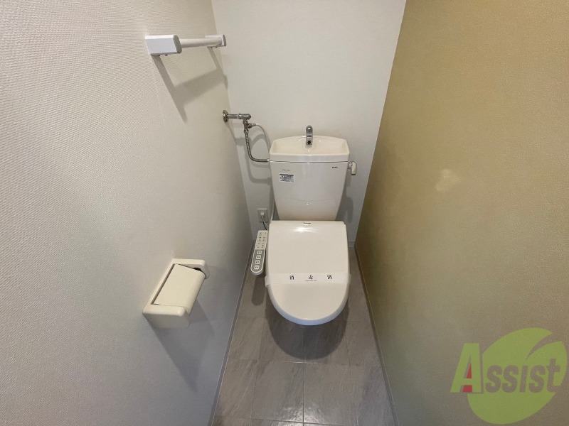 トイレ　ウォシュレット機能がついたトイレ。安心して使用できますね。