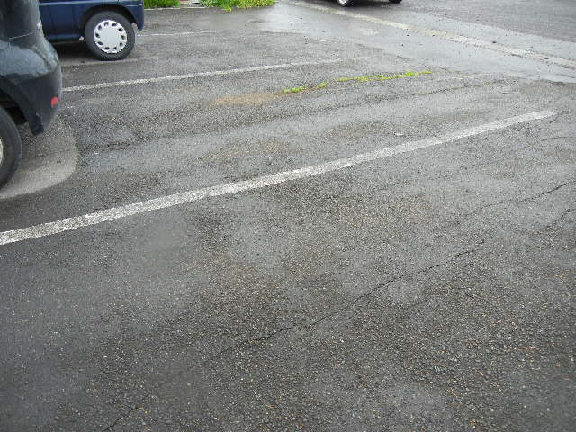 駐車場　駐車場